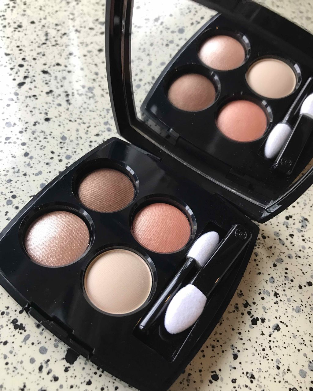 レ キャトル オンブル/CHANEL/アイシャドウパレットを使ったクチコミ(1枚目)