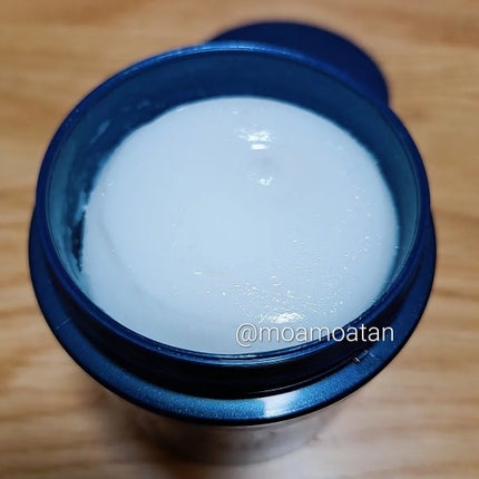 ニベア ロイヤルブルーボディクリーム うるおい密封ケア/ニベア/ボディクリームを使ったクチコミ(4枚目)