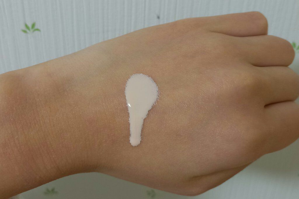 皮脂テカリ防止下地/CEZANNE/化粧下地を使ったクチコミ(5枚目)