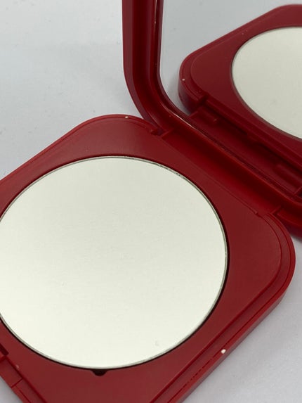 ウルトラHDプレストパウダー 01 トランスルーセント/MAKE UP FOR EVER/プレストパウダーを使ったクチコミ(2枚目)