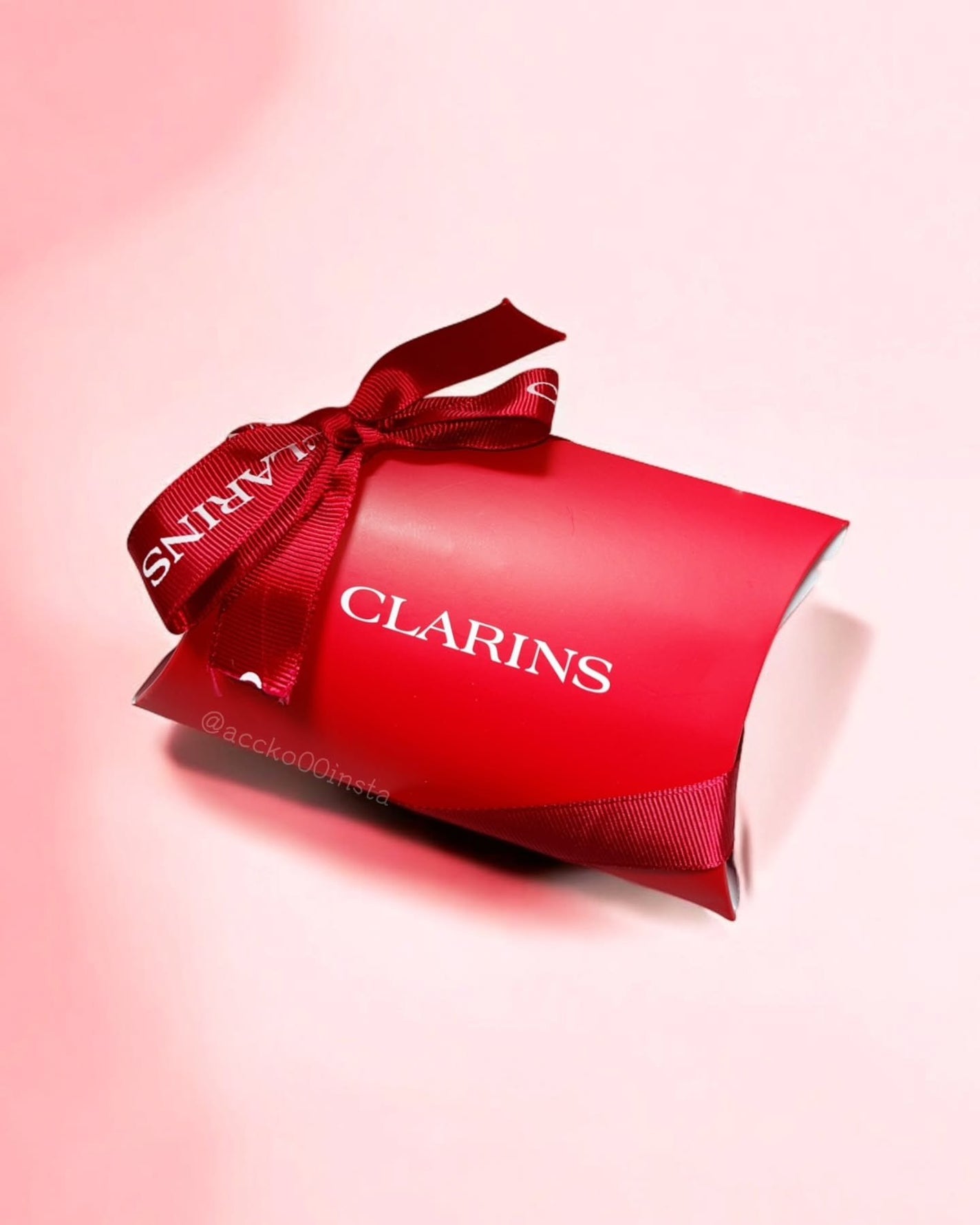 リップ オイル バーム/CLARINS/リップバームを使ったクチコミ(10枚目)