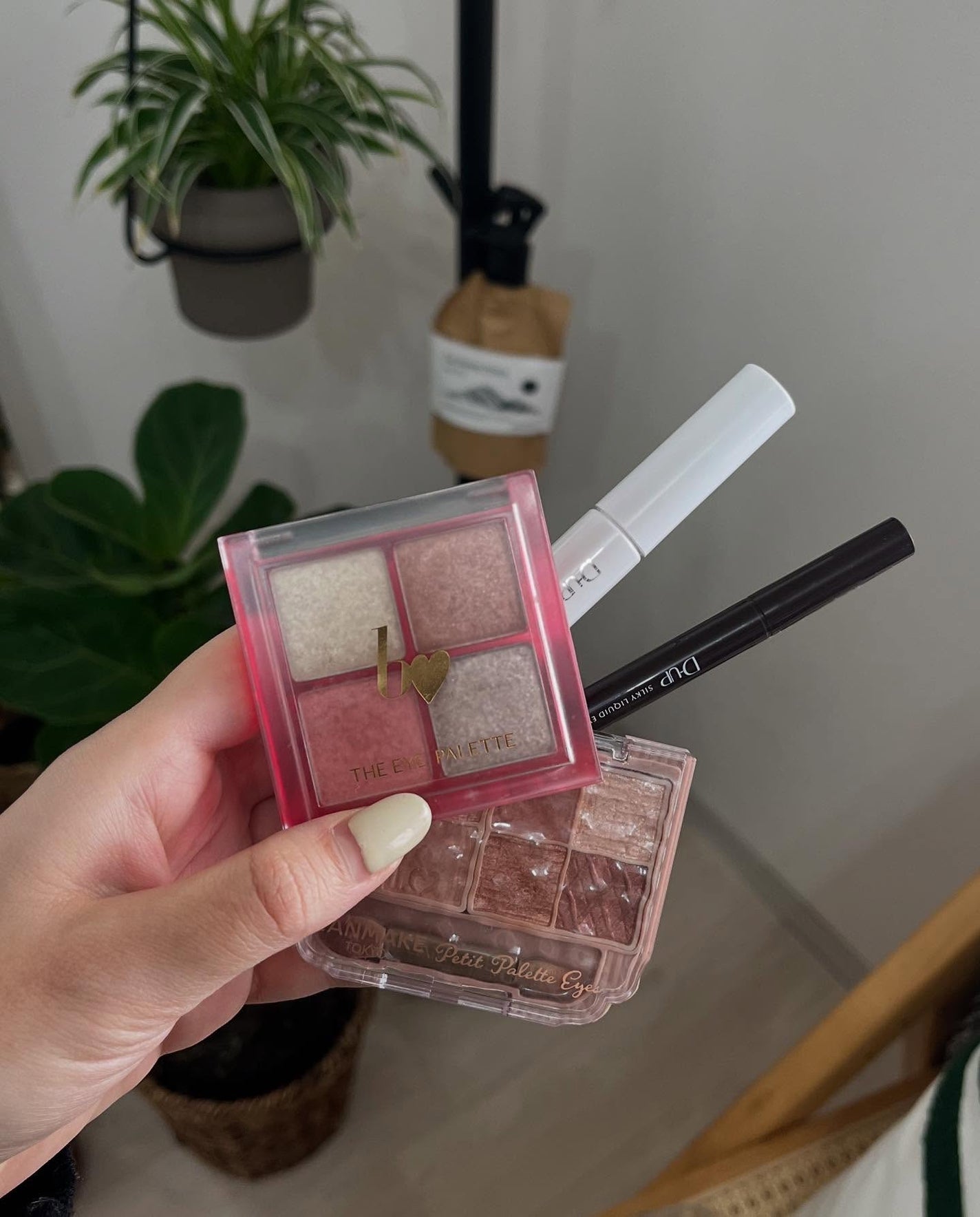 THE アイパレR/b idol/アイシャドウパレットを使ったクチコミ(4枚目)