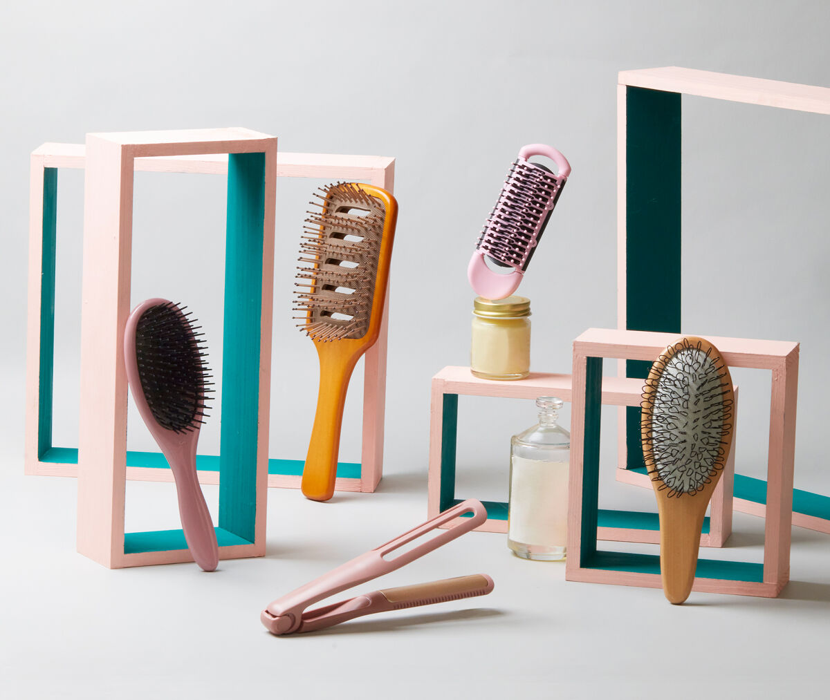 ポリヘアブラシL(髪と頭皮に心地よいブラシ)/貝印/ヘアブラシを使ったクチコミ（1枚目）