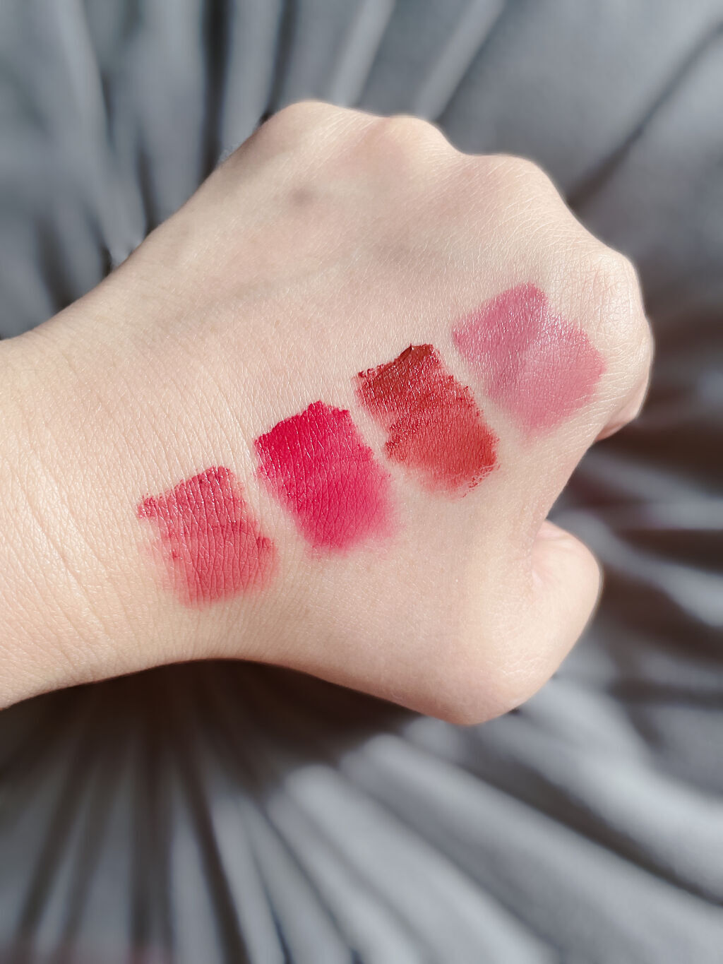 フィーティントスエード 02 ドライリハーサル/fwee/リップティントを使ったクチコミ（2枚目）