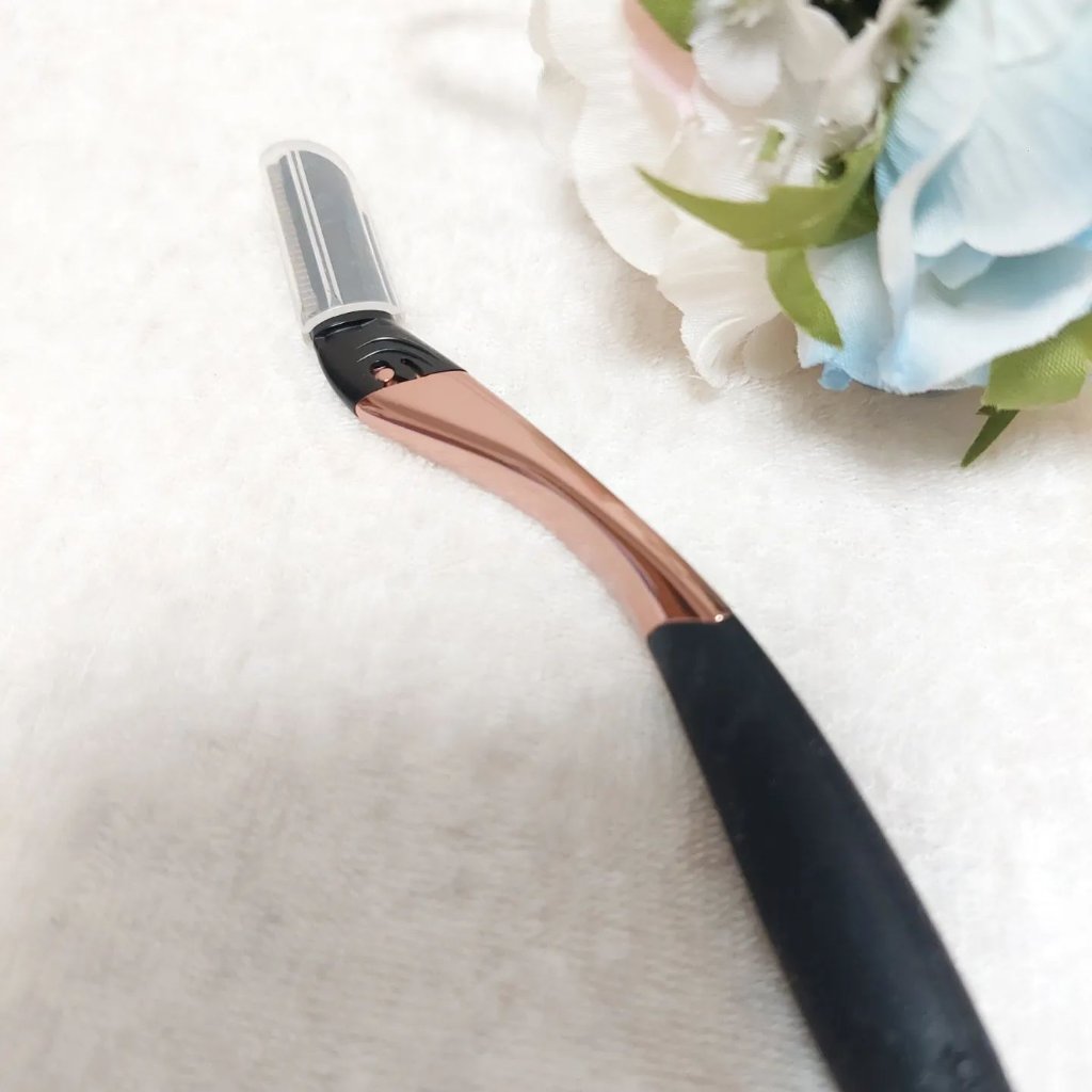 サロンプラス トーンアップ フェイススムーサー ホルダー（刃付き）/サロンプラス/シェーバーを使ったクチコミ（1枚目）