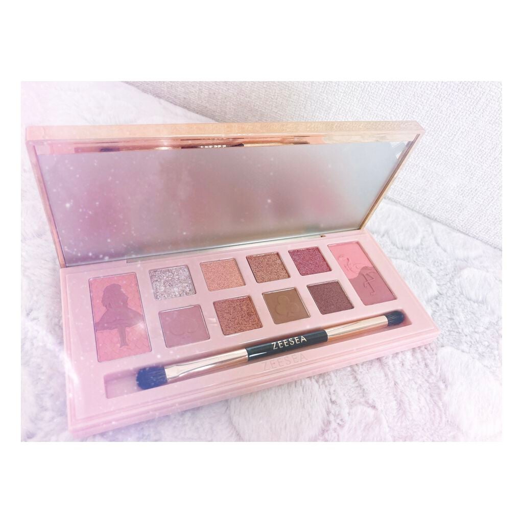 アリスドリームランドシリーズ 12色アイシャドウパレット(ZEESEA×大英博物館)/ZEESEA/アイシャドウパレットを使ったクチコミ(2枚目)