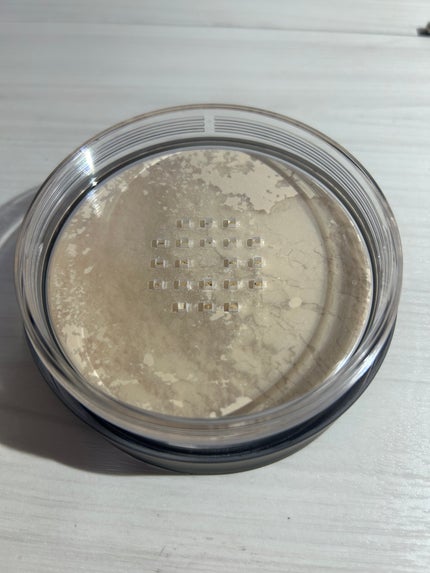 ルースセッティングパウダー トランスルーセント/ローラ メルシエ/ルースパウダーを使ったクチコミ(2枚目)