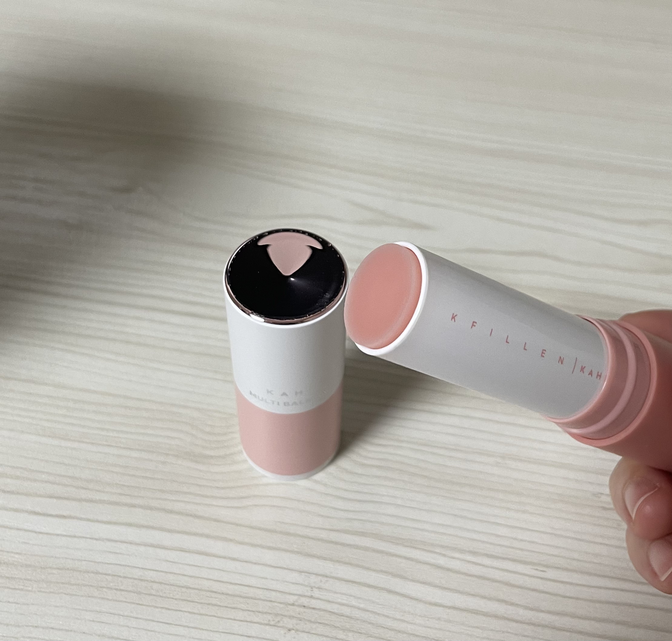 マルチバームCV/KAHI/フェイスバームを使ったクチコミ（3枚目）