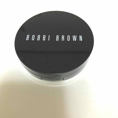 BOBBI BROWN イルミネイティング ブロンジング パウダーのクチコミ「ボビイブラウンのブロンジングパウダー 01ゴールデンライトです。
粉が細かくてすごく軽いサラサ.....」（1枚目）