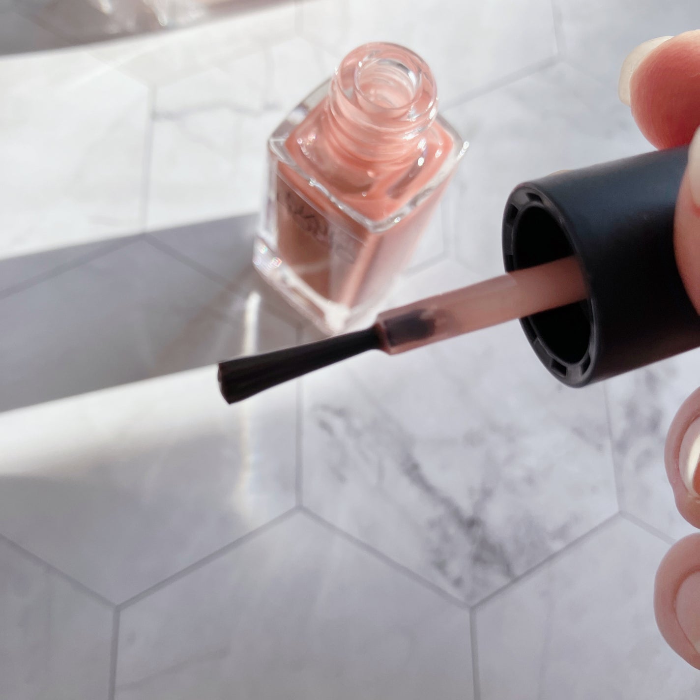 ネイルホリック つめ用ファンデ/ネイルホリック/ネイルトップコートを使ったクチコミ(2枚目)