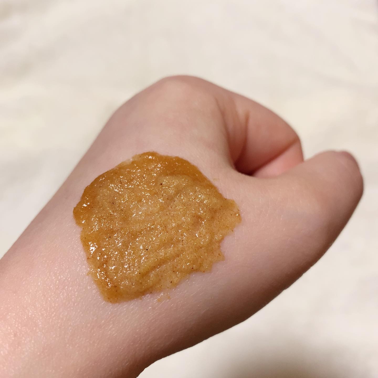 オリジナルボディスクラブ ホワイトムスク/plu/ボディスクラブを使ったクチコミ（2枚目）