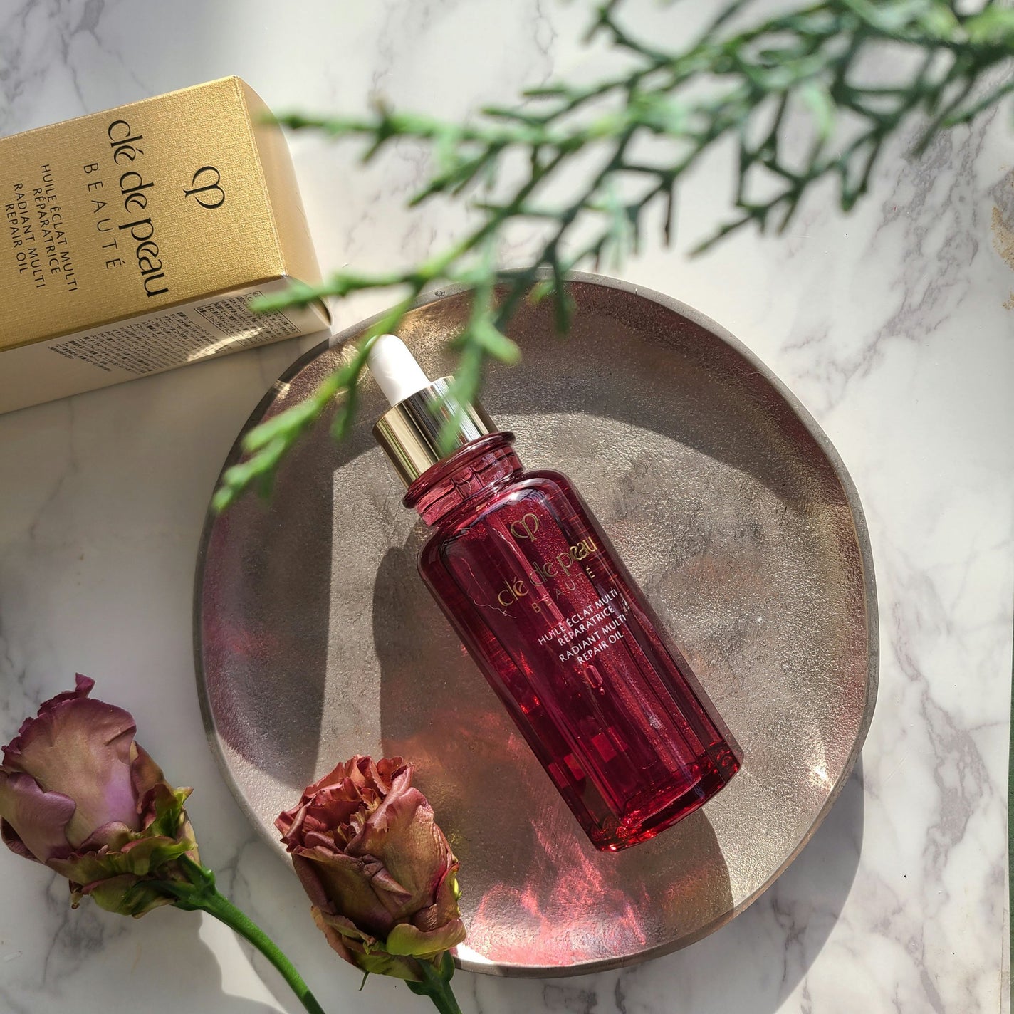 ユイルレパラトゥリス/クレ・ド・ポー ボーテ/美容液を使ったクチコミ(1枚目)