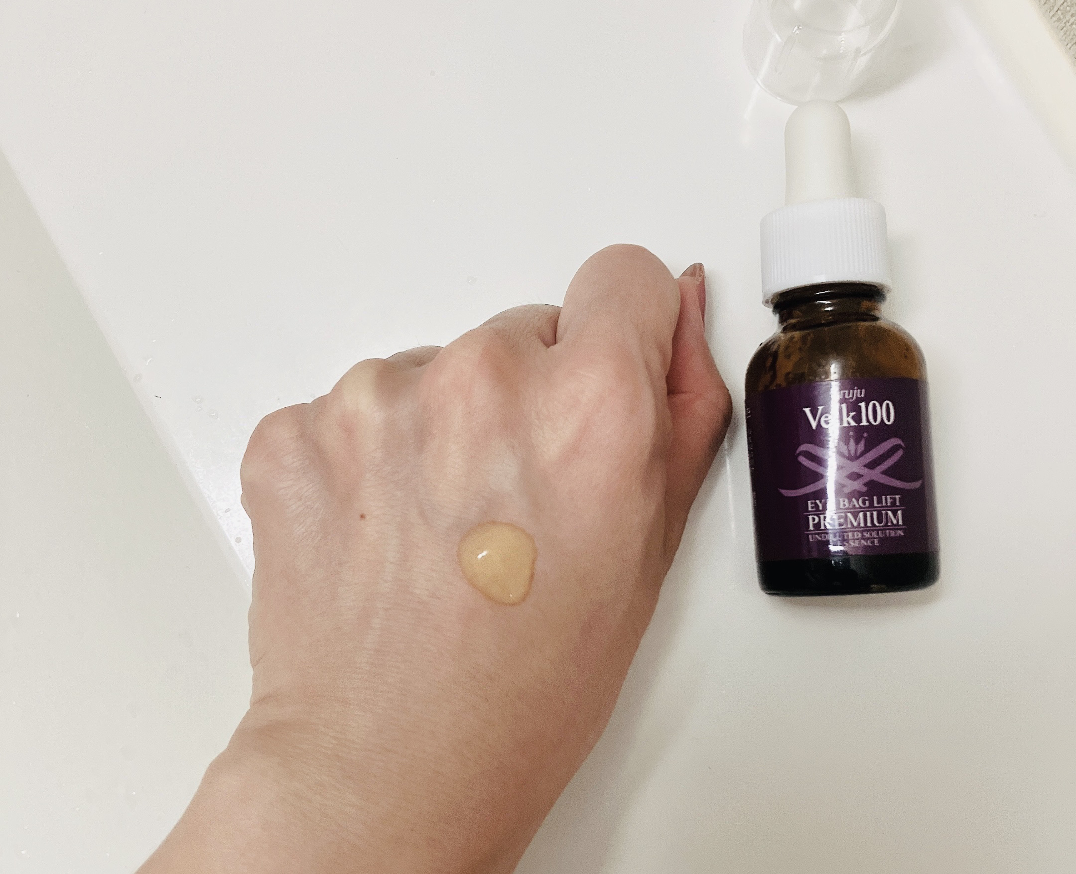 アイバッグリフトプレミアム/uruju/美容液を使ったクチコミ（2枚目）