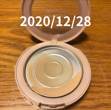 スキンライト プレスト パウダー 101 ベア ライト/REVLON/プレストパウダーの画像