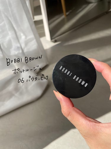 BOBBI BROWN ポット ルージュのクチコミ「⁡【秋の大人っぽピンクベージュのチーク】
⁡
こんにちは！
大阪のパーソナルカラー診断士mom.....」（2枚目）