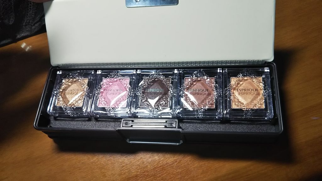 アディクション ザ アイシャドウ/ADDICTION/単色アイシャドウを使ったクチコミ（1枚目）