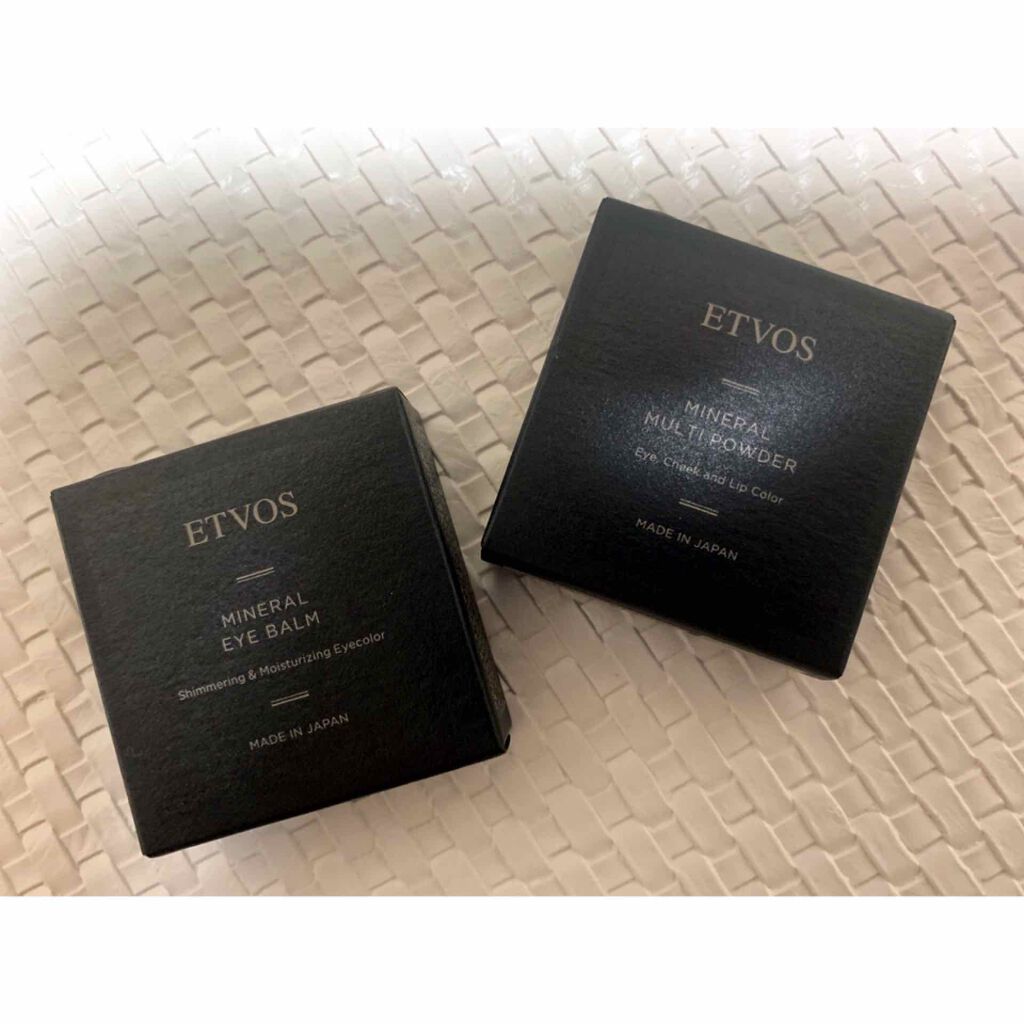 ミネラルマルチパウダー/エトヴォス/単色アイシャドウを使ったクチコミ（1枚目）