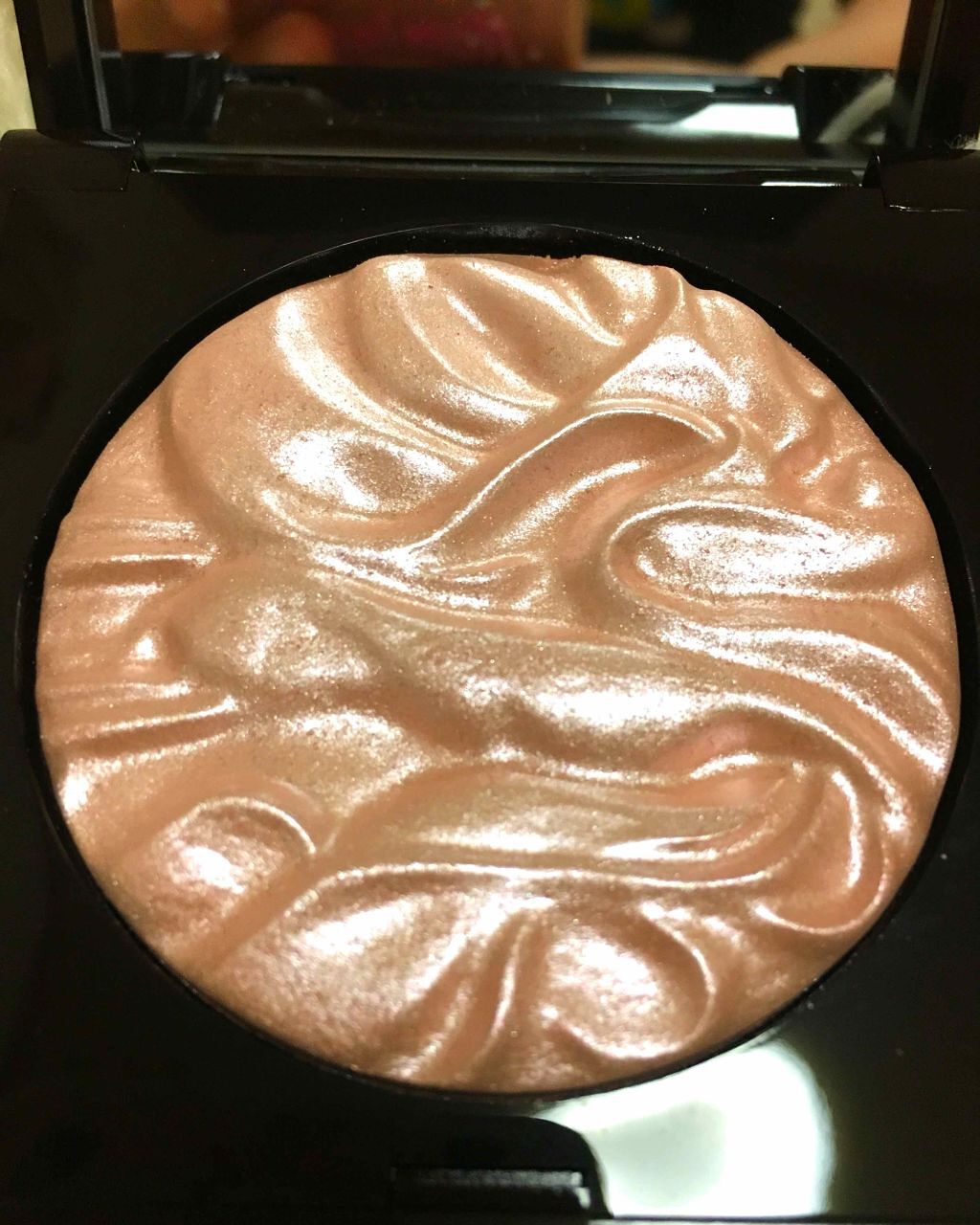 フェイスイルミネーター/ローラ メルシエ/パウダーハイライトを使ったクチコミ(2枚目)