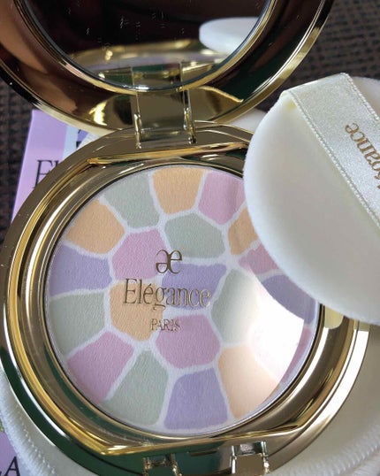 ラ プードル オートニュアンス/Elégance/プレストパウダーを使ったクチコミ(2枚目)