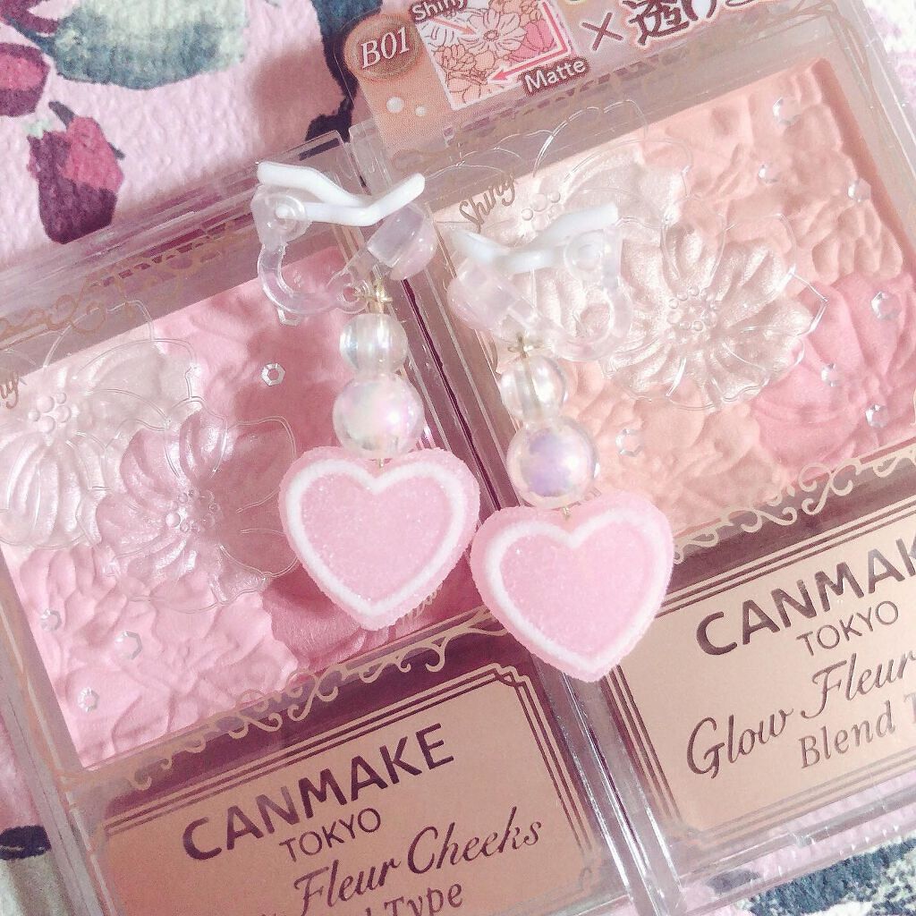 グロウフルールチークス(ブレンドタイプ)/キャンメイク/パウダーチークを使ったクチコミ(4枚目)