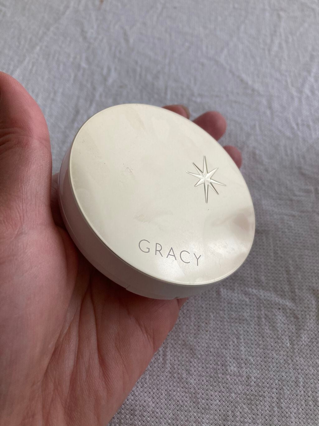 プレミアムパクト/グレイシィ/パウダーファンデーションを使ったクチコミ(1枚目)