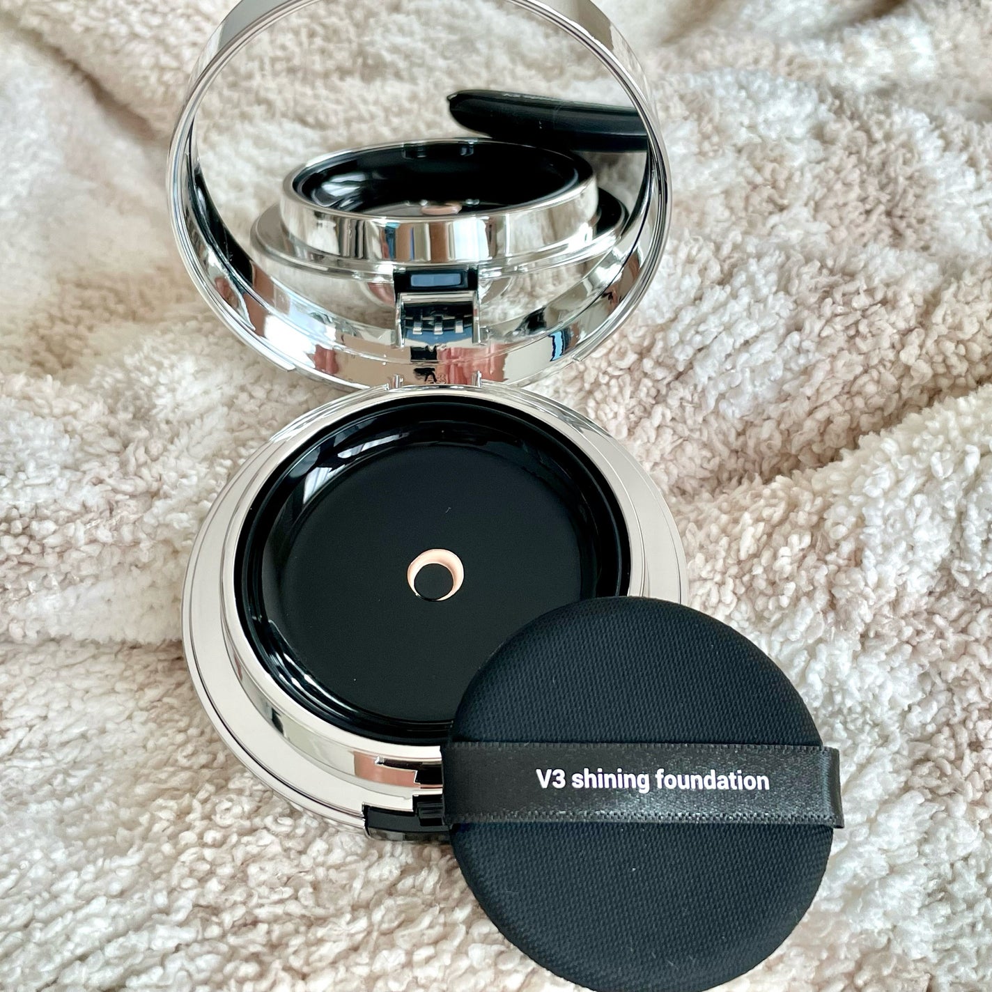 V3シャイニングファンデーション/SPICARE/クッションファンデーションを使ったクチコミ(2枚目)