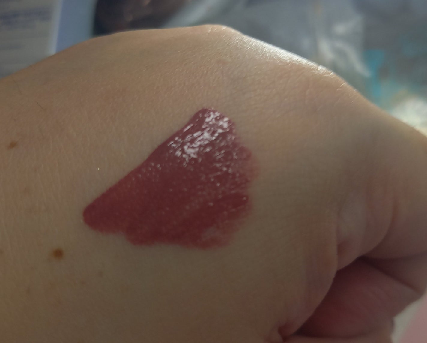 ラスティング プロボカリプス リップカラー/リンメル ロンドン/リップグロスを使ったクチコミ(2枚目)