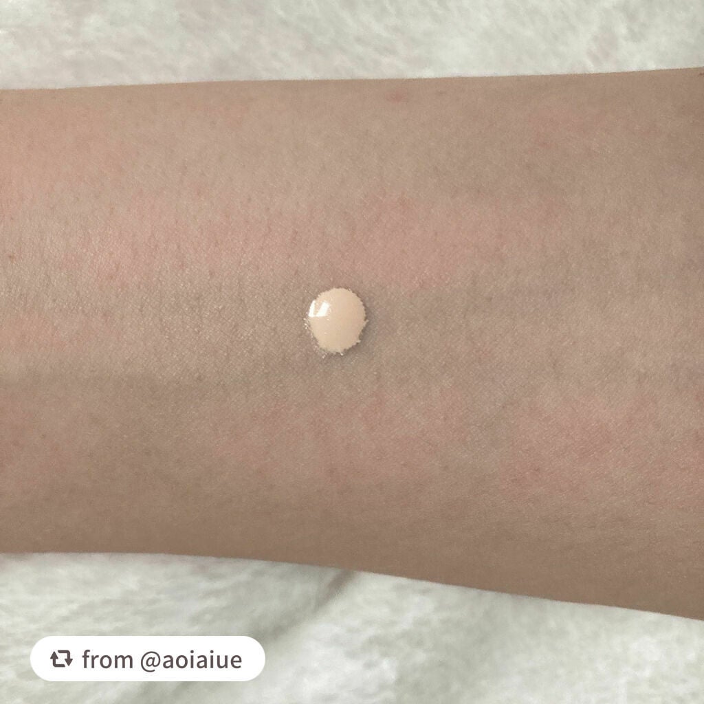 モイスチュアライジング ファンデーション プライマー/PAUL & JOE BEAUTE/化粧下地を使ったクチコミ(4枚目)