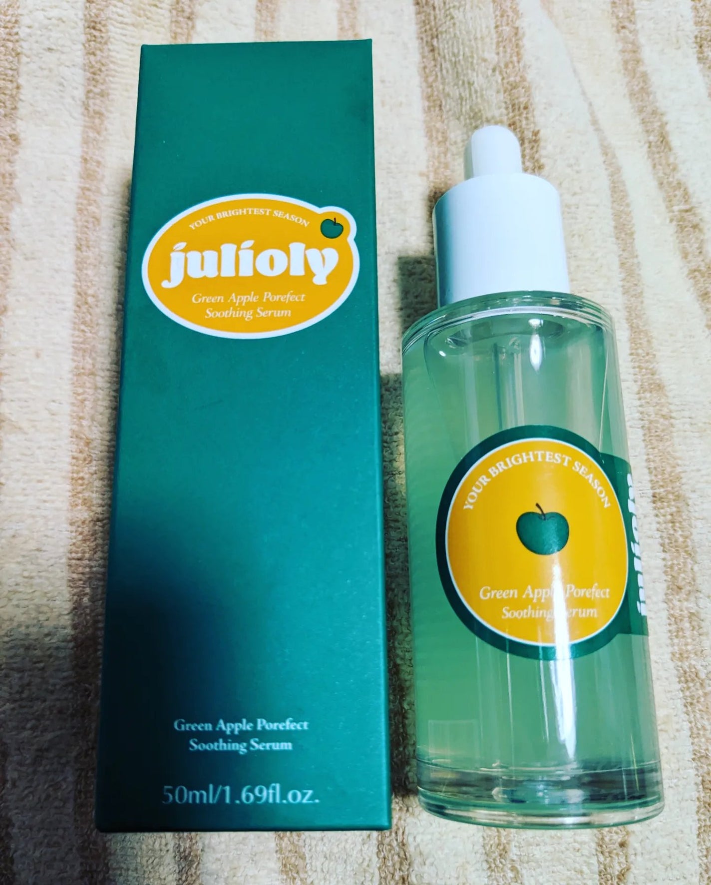 青リンゴ毛穴ケアセラム/Julioly/美容液を使ったクチコミ(1枚目)
