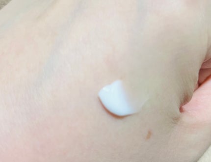 クリアセラミドクリーム/By ttt./フェイスクリームを使ったクチコミ(3枚目)