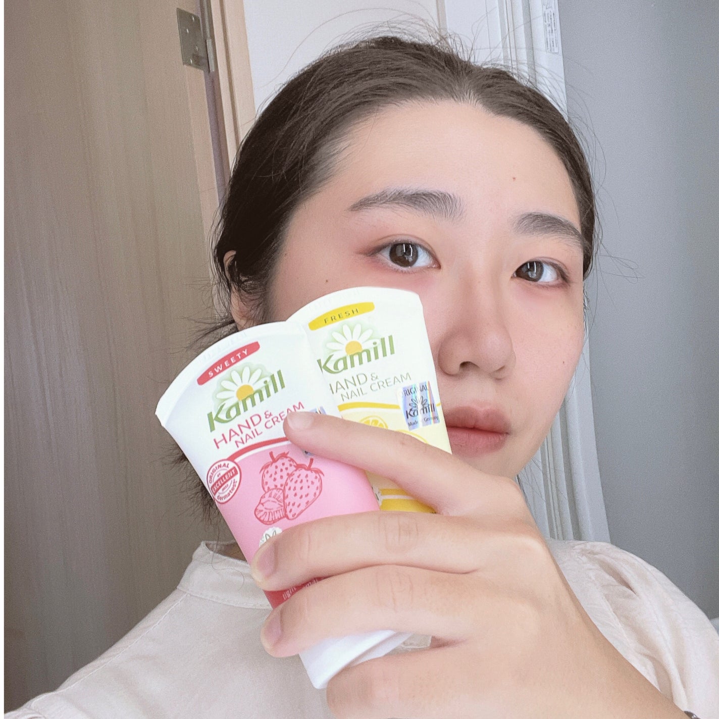 ハンド&ネイルクリーム スウィーティー 3OML ミニ/カミール/ハンドクリームを使ったクチコミ(2枚目)