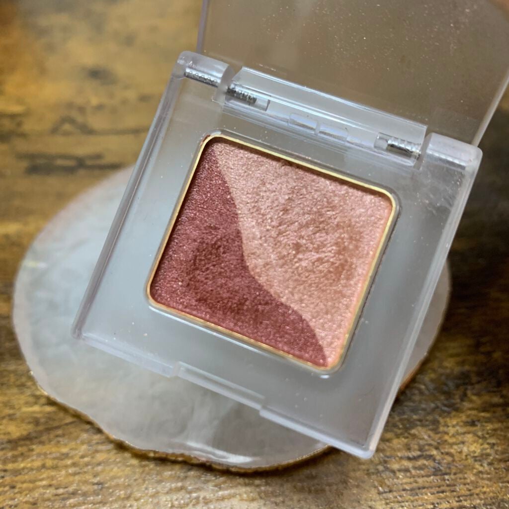 トーン ペタル アイシャドウ/to/one/アイシャドウパレットを使ったクチコミ(2枚目)