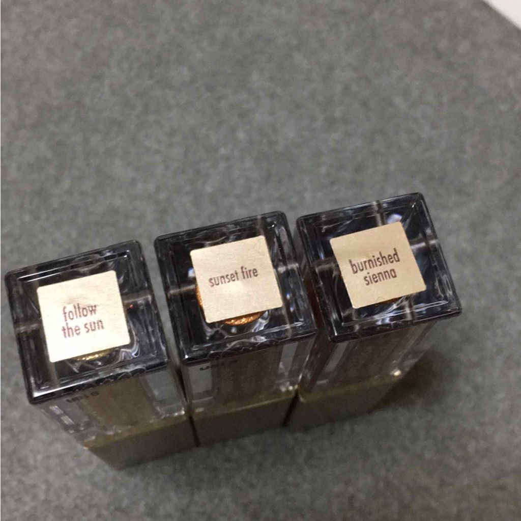 グリッター&グロウ リキッドアイシャドウ/stila/グリッターを使ったクチコミ（2枚目）