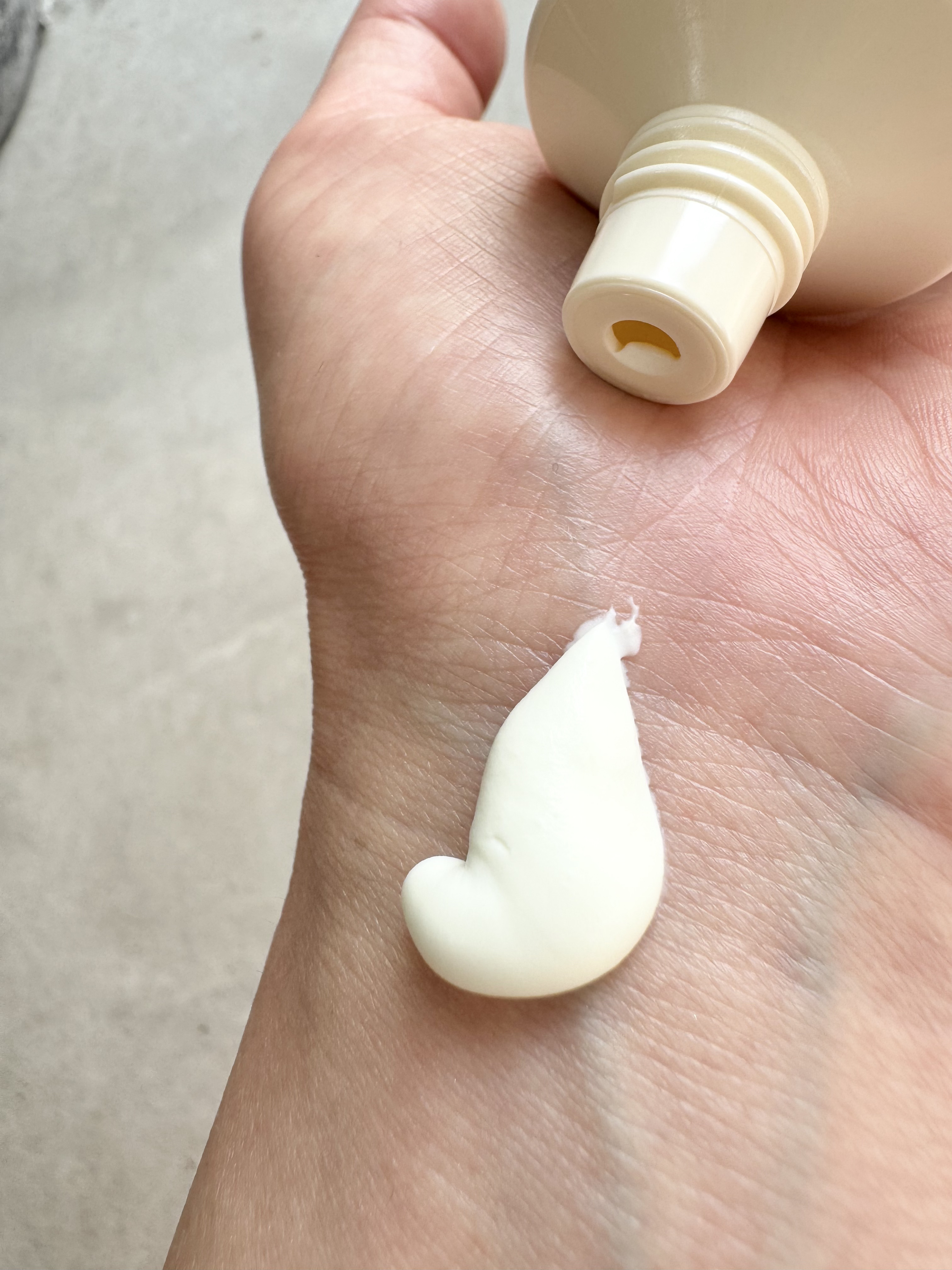 by365 パウダリーUVクリーム/ナリスアップ/日焼け止めクリームを使ったクチコミ（2枚目）