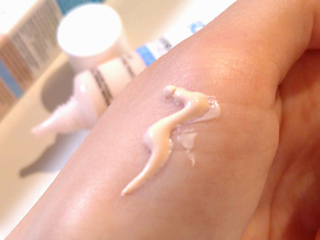 UVイデア XL プロテクショントーンアップ ローズ/ラ ロッシュ ポゼ/日焼け止めクリームを使ったクチコミ（3枚目）