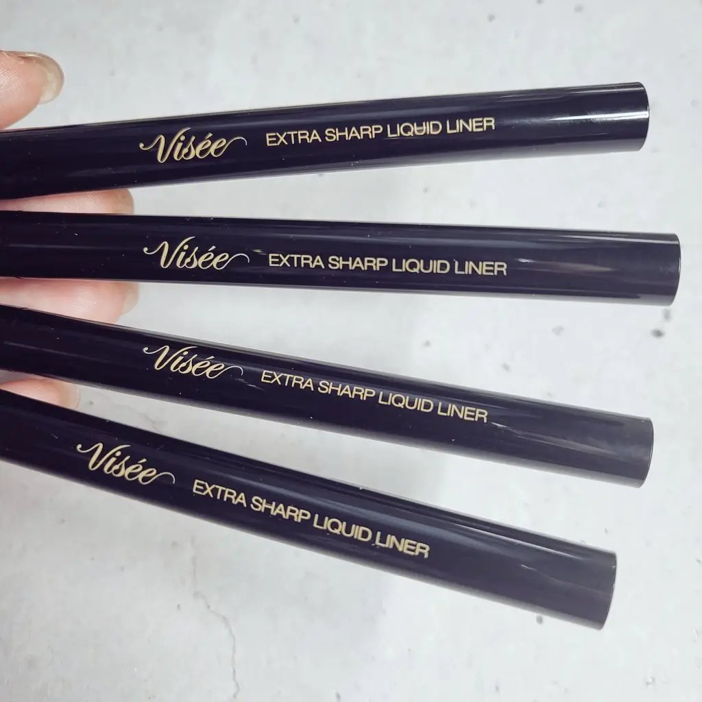 エクストラシャープ リキッドライナー/Visée/リキッドアイライナーを使ったクチコミ（1枚目）