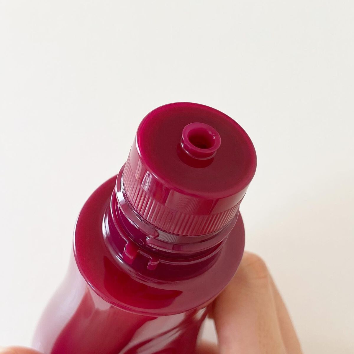 ONE BY KOSE ディープ ハイドレーターのクチコミ「ワンバイコーセー 
ディープハイドレーター［医薬部外品］
.
有効成分  ナイアシンアミド配合.....」（2枚目）