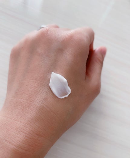 クリーム/HANATSUYU/フェイスクリームを使ったクチコミ(4枚目)