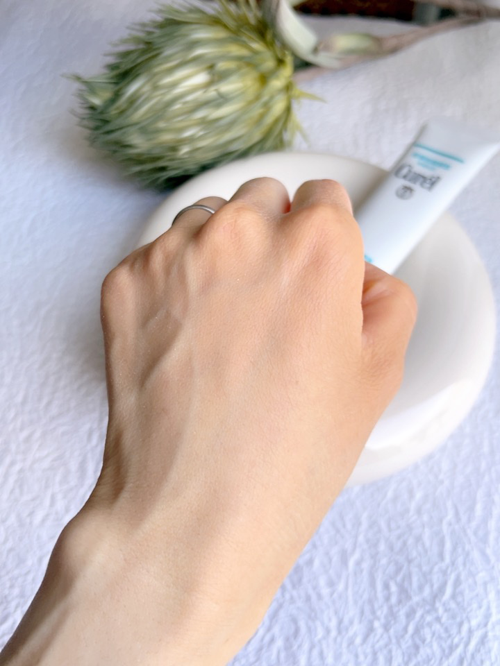 キュレル 潤浸保湿 パウダーバーム/キュレル/フェイスバームを使ったクチコミ（3枚目）