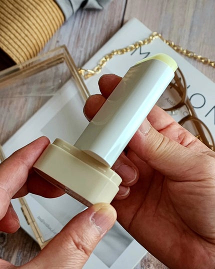 エネキシア エアリーサンスティック/RAWQUEST/日焼け止めスティックを使ったクチコミ(2枚目)