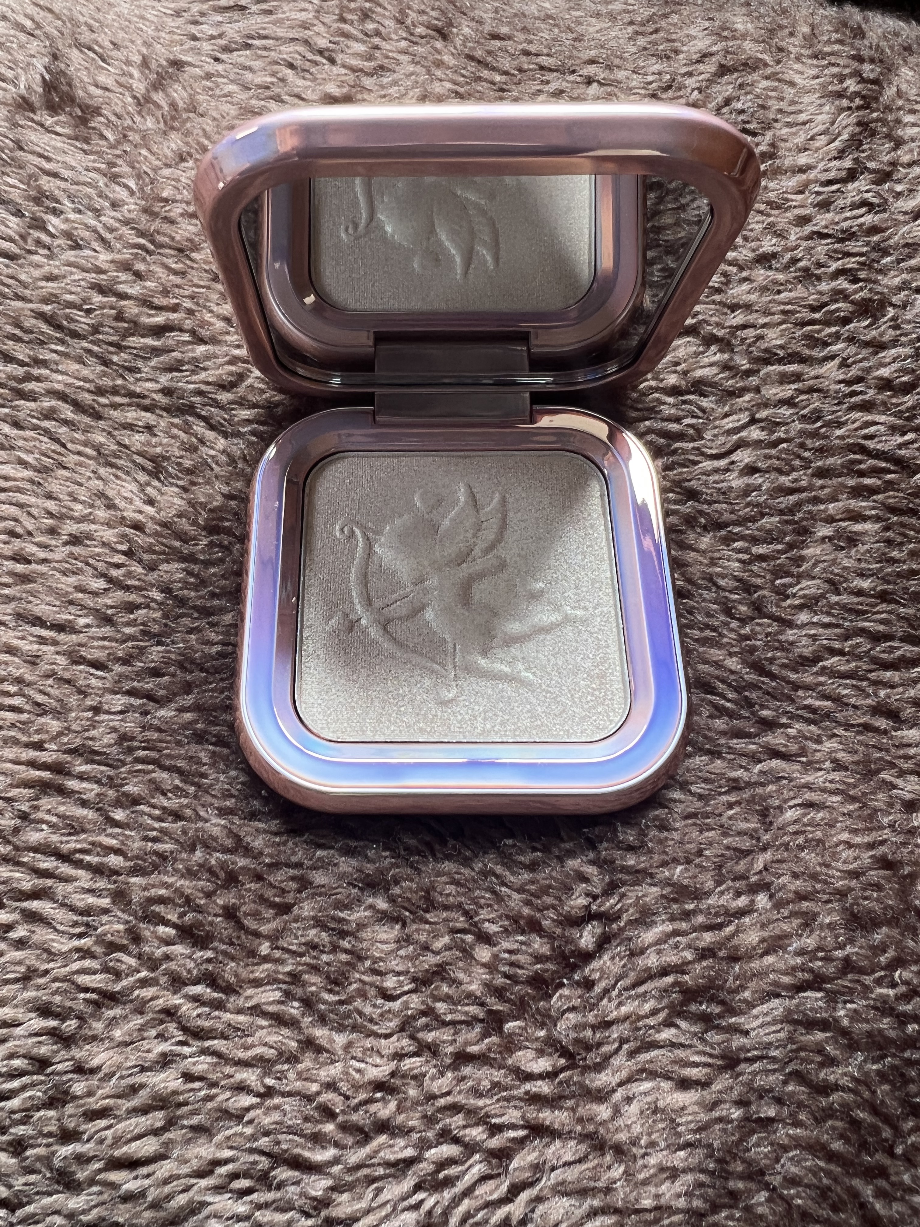 エンジェルキューピッドキスハイライター/ZEESEA/パウダーハイライトを使ったクチコミ（2枚目）