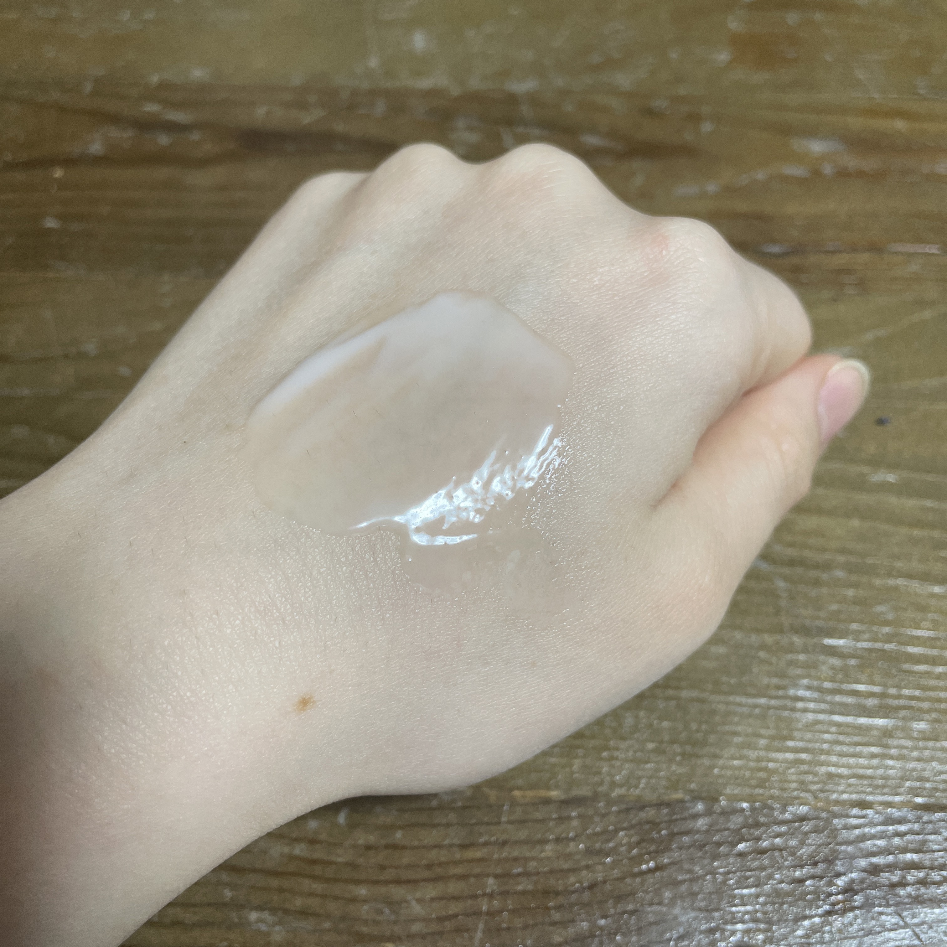 HAND HAND ハンドクリーム F（ゴージャスフローラル)/カエタステクノロジー/ハンドクリームを使ったクチコミ（2枚目）