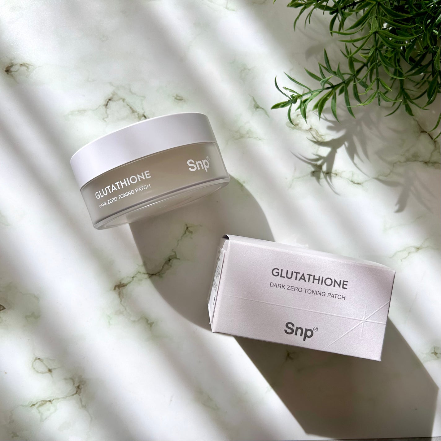 グルタチオンダークゼロトーニングパッチ/SNP/アイケア・アイクリームを使ったクチコミ(1枚目)