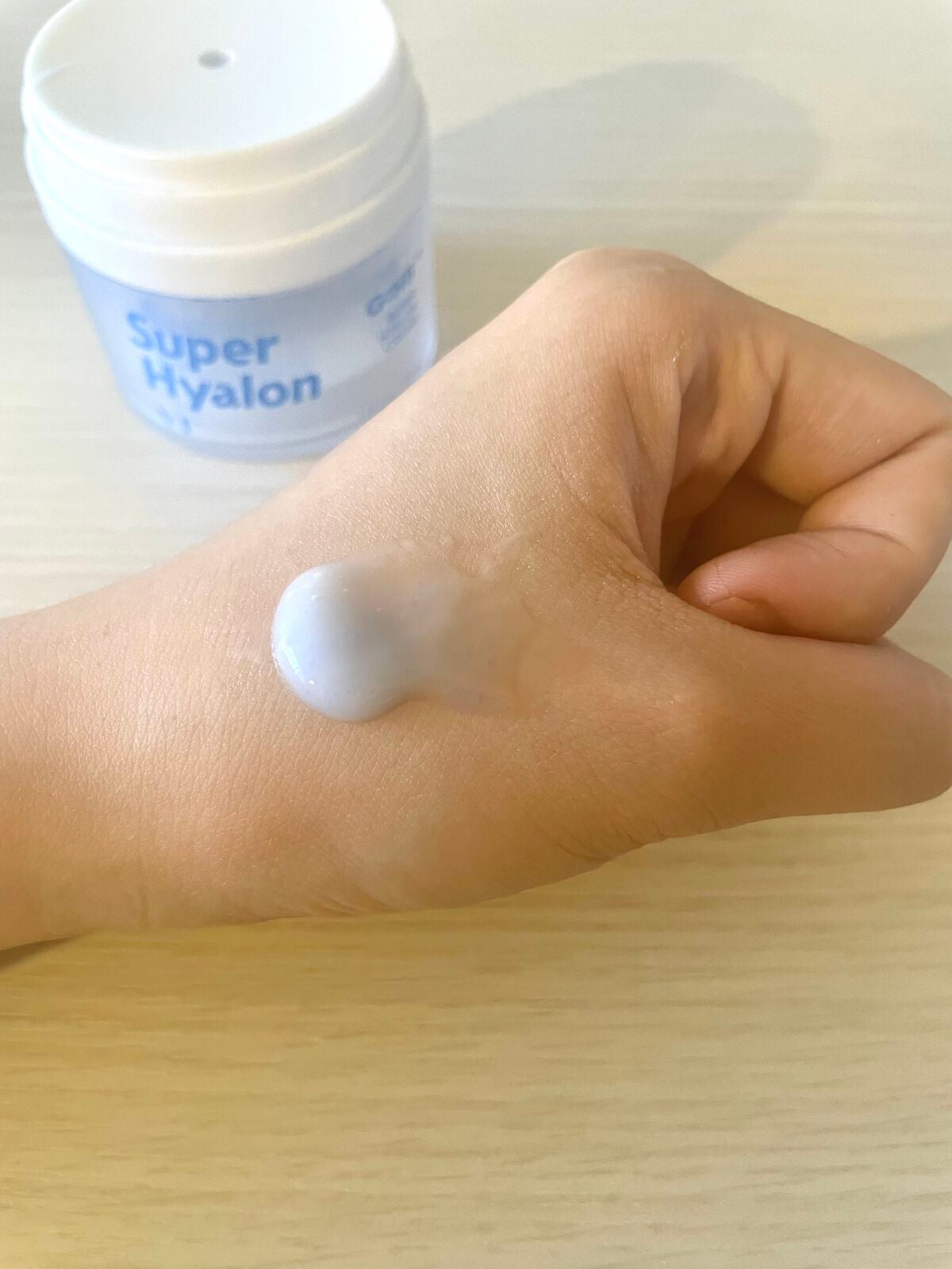 スーパーヒアルロン クリーム/VT/フェイスクリームを使ったクチコミ(3枚目)