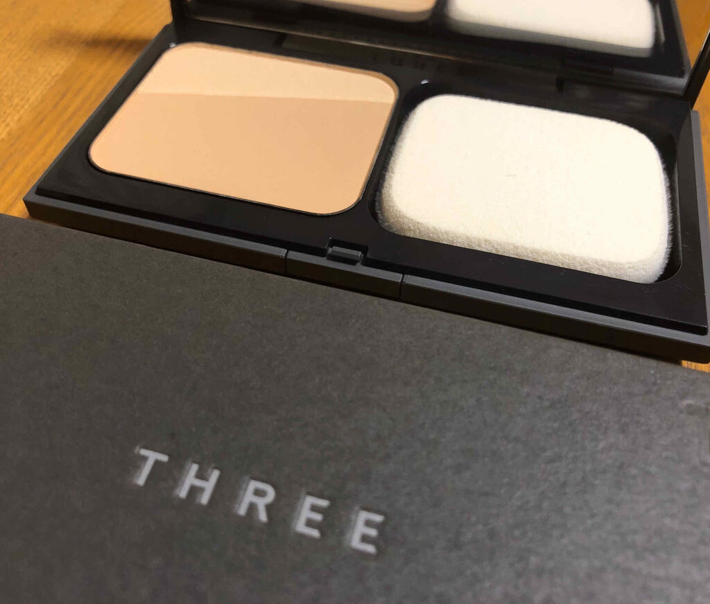 プリスティーンコンプレクションパウダーファンデーション/THREE/パウダーファンデーションを使ったクチコミ（1枚目）