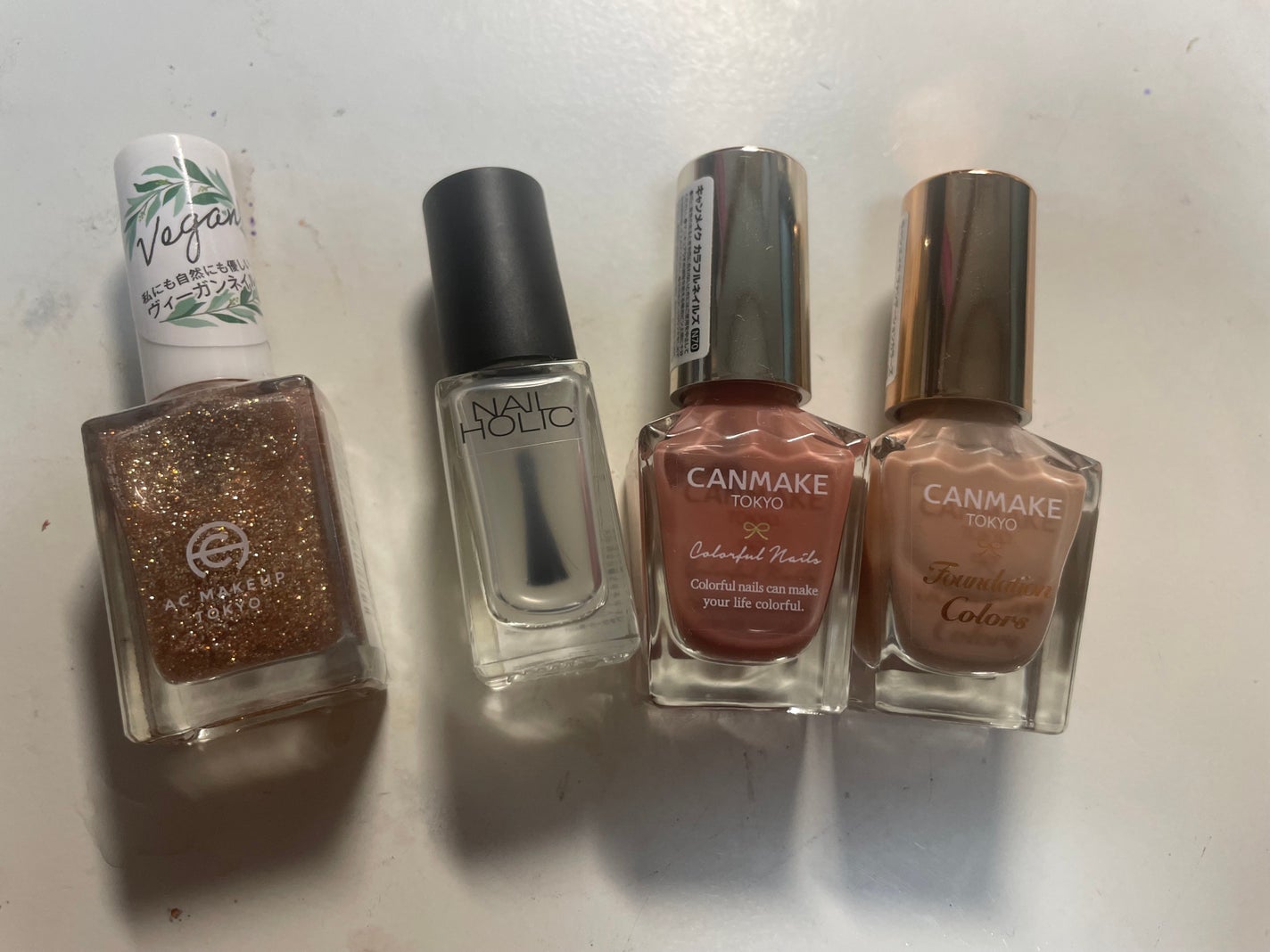 カラフルネイルズ/キャンメイク/マニキュアを使ったクチコミ(2枚目)