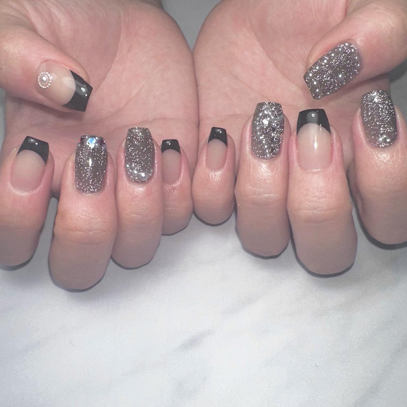 kanna on LIPS 「・・・𝙁𝙖𝙘𝙩𝙘𝙝𝙚𝙘𝙠𝙣𝙖𝙞𝙡💍🖤⋆͛*͛@nct127の新..」(3枚目)