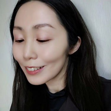 TOM FORD BEAUTY ソレイユ ネージュ グロウ ハイライターのクチコミ「🖤TOM FORD🖤

face→シェイドアンドイルミネイトコンシーラー✕ソレイユネージュグロ.....」（2枚目）