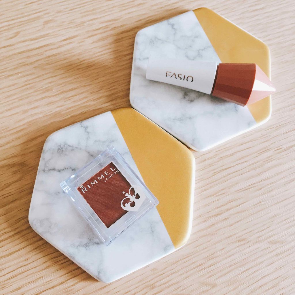 プリズム パウダーアイカラー/リンメル ロンドン/単色アイシャドウを使ったクチコミ（1枚目）