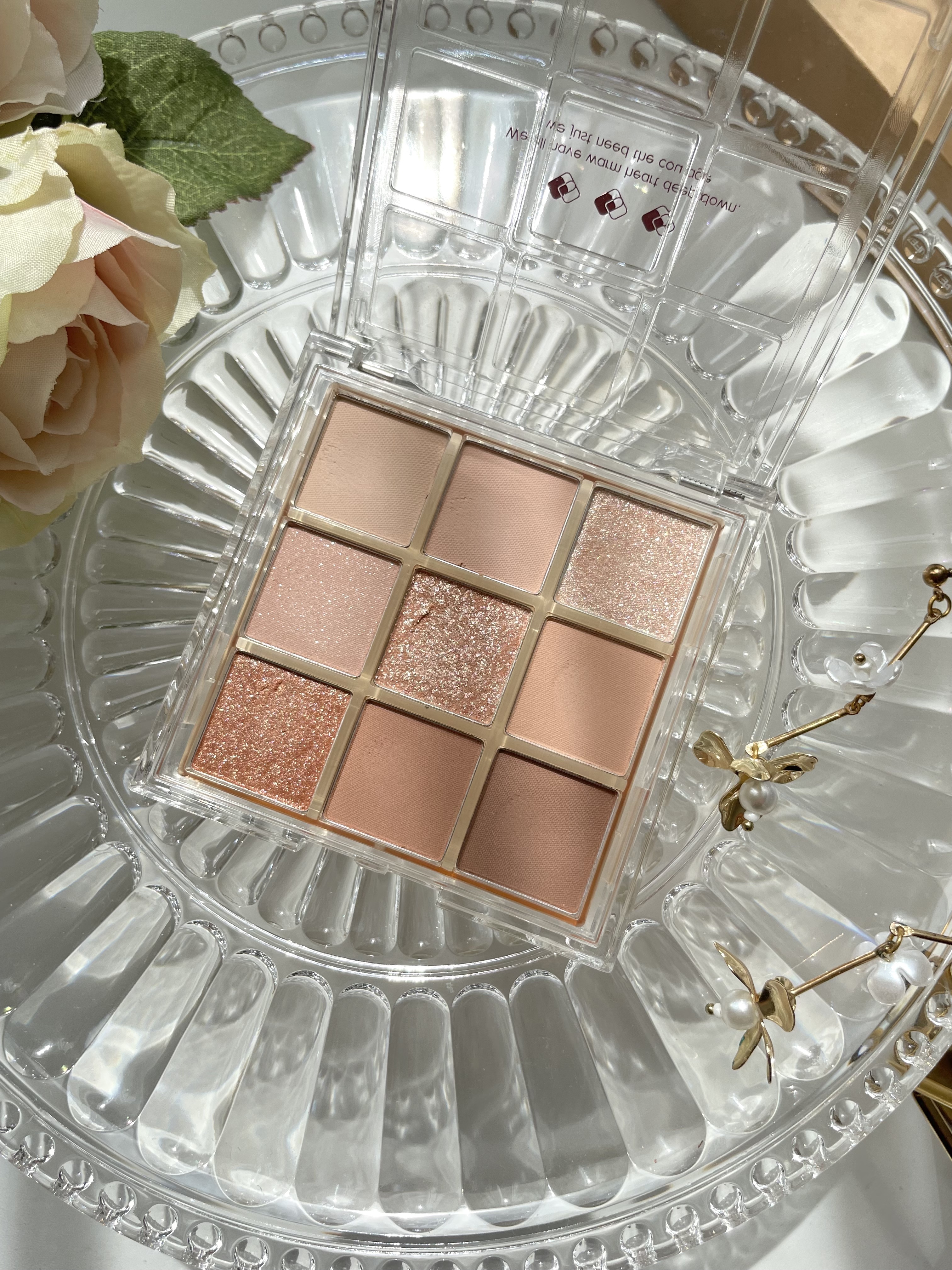 KEYBO FALL IN LOVE SHADOW PALETTE/keybo/アイシャドウパレットを使ったクチコミ（2枚目）